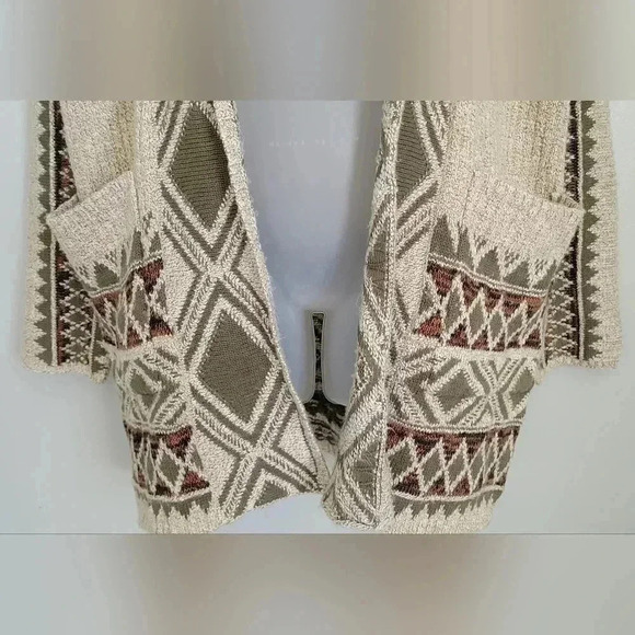 Lucky Brand Cardigan Sweater Womens Size M Jacquard Knit Aztec Geometric print - Picture 5 of 11